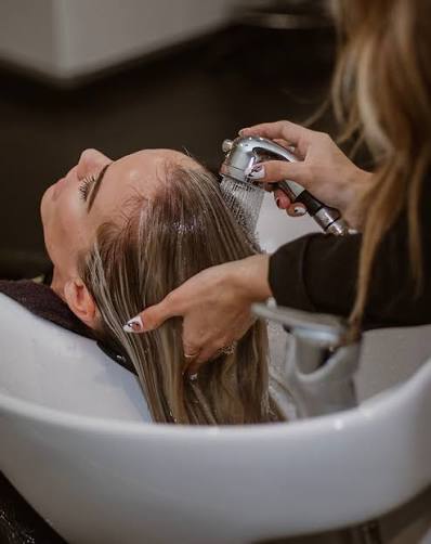 Hair & Beauty